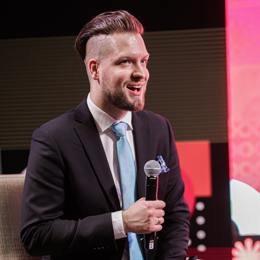 Firefly Aerospace(FLY.US)上调IPO定价区间 估值或突破60亿美元